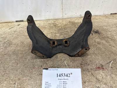 Detroit A4722231604 Engine Mount for a Freightliner CASCADIA 126