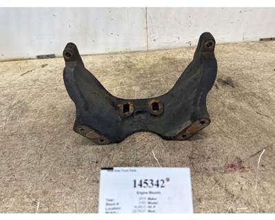 Detroit A4722231604 Engine Mount for a Freightliner CASCADIA 126