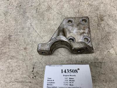 Ford D7HT-6096-CA Right Engine Mount for a Ford L-SERIES