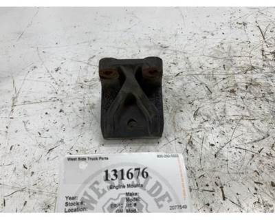 GMC 2077549 Engine Mount