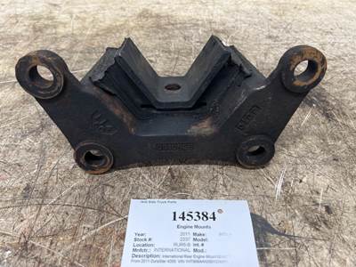 International 0910528 Engine Mount for a International DuraStar 4300