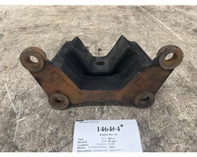 International 0910528 Engine Mount for a International DuraStar 4300
