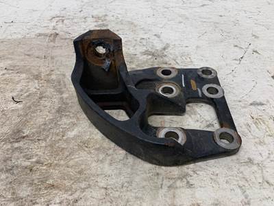 International 3808944C1 Right Engine Mount for a International Prostar