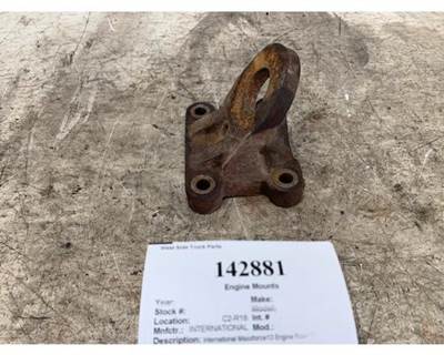 International 3824527C1 Engine Mount