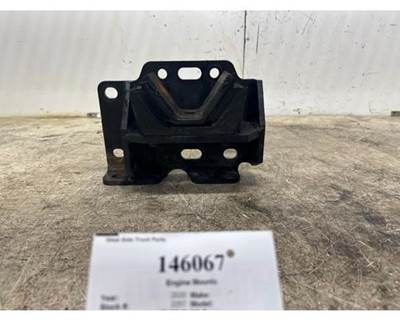 International 4004192C3 Left Engine Mount for a International LT625