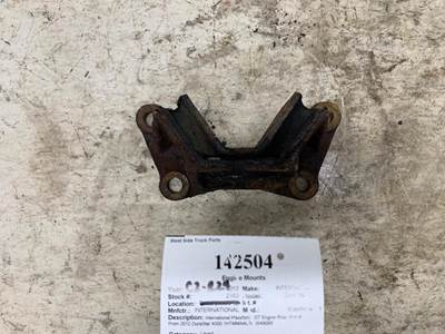 International MaxxForce DT Engine Mount for a International DuraStar 4300