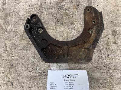 Mack 158GB553 Engine Mount for a Mack CV713 GRANITE