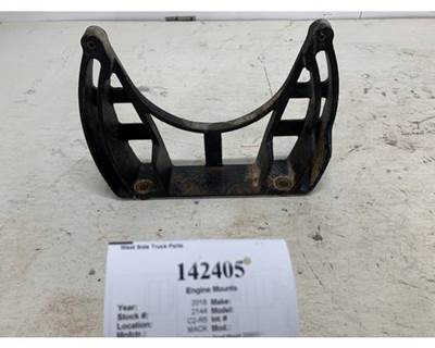 Mack 20986913 Engine Mount for a Mack GU713