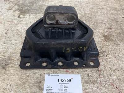 Mack Y-60053-7-1 Engine Mount for a Mack CXN613