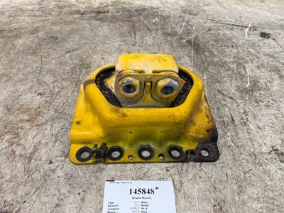 Mack Y-60053-7-1 Engine Mount for a Mack CXU613
