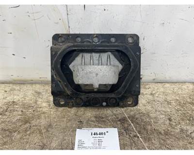 Mack Y-60053-7-1 Engine Mount for a Mack CXU613
