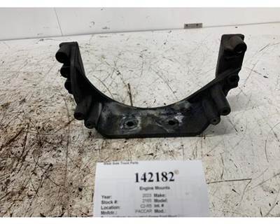 Paccar 2121503 Engine Mount for a Kenworth T680