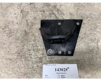 Paccar A85-6063 Engine Mount for a Kenworth T270