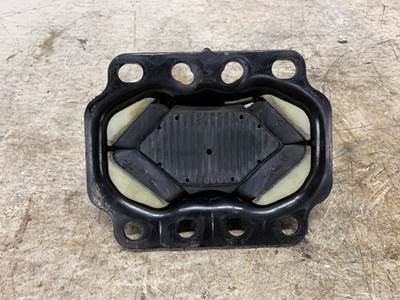 Paccar MX-13 Left Engine Mount for a Peterbilt 579