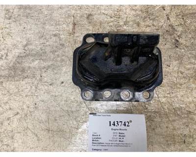 Paccar MX-13 Left Engine Mount for a Peterbilt 579