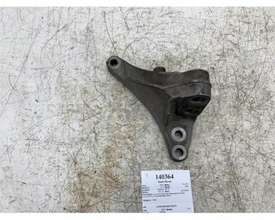 Volvo 20505049 Right Engine Mount for a Volvo VNL