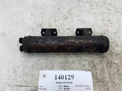 Cummins 3161781 Engine Oil Cooler for a International 8600