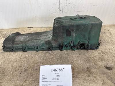 Volvo 21368390 Engine Oil Pan