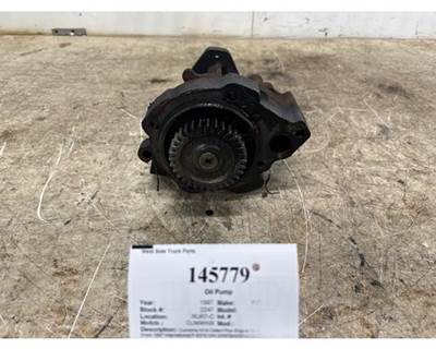 Cummins 3609832 Engine Oil Pump for a International F-9370