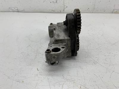 Cummins 4026691 Engine Oil Pump for a International 9400I