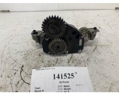 Cummins 4026691 Engine Oil Pump for a International 9400I