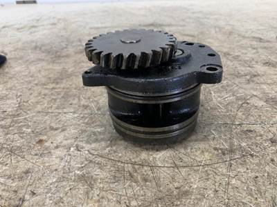 Cummins 4300950 Engine Oil Pump for a International 8100
