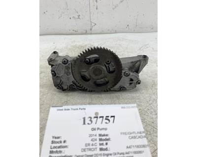 Detroit A4711800801 Engine Oil Pump for a Freightliner CASCADIA