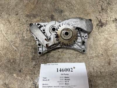 Mack 21736639 Engine Oil Pump for a Mack CXU612