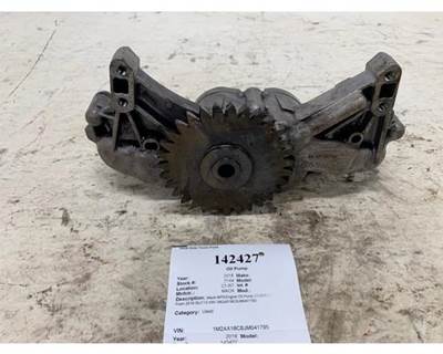 Mack Granite GU713 Engine Oil Pump for a Mack GU713