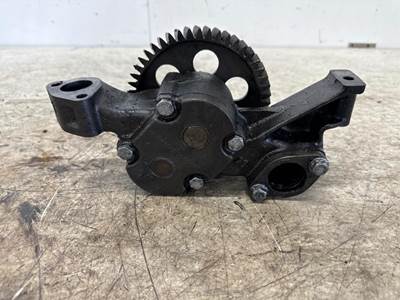 Mercedes-Benz 5421810301 Engine Oil Pump