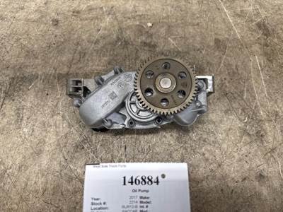 Paccar 1973051 Engine Oil Pump for a Peterbilt 389