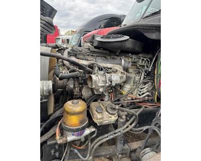 Detroit DD15 Engine for a Freightliner CASCADIA