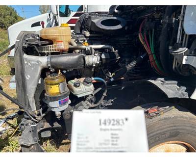 Detroit DD15 Diesel Engine - 505 HP