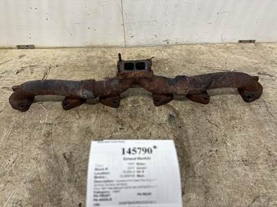Cummins 3078323 Exhaust Manifold for a International F-9370