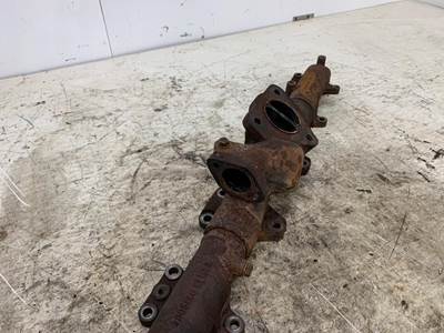 International 30125598C1 Exhaust Manifold