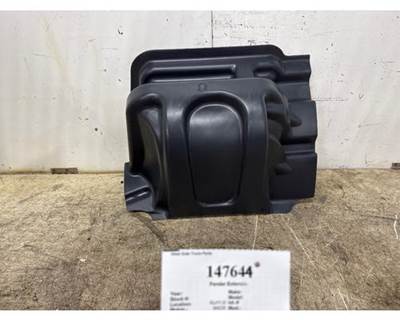 Mack 82157229 Fender Extension