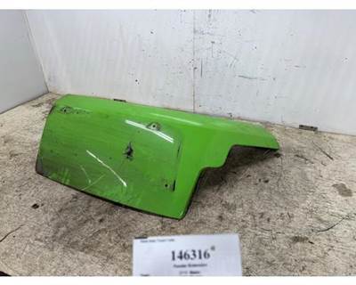 Paccar N35-1069-002 Left Fender Extension for a Peterbilt 579