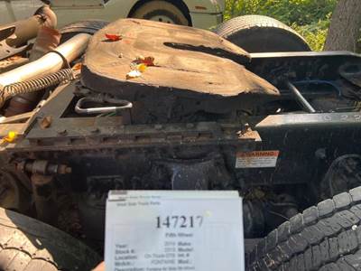 Fontaine CASCADIA 126 Fifth Wheel for a Freightliner CASCADIA 126