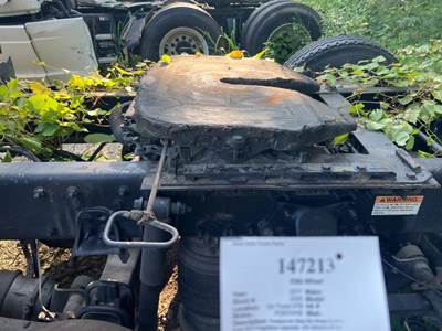 Fontaine SL6NWB675012 Fifth Wheel for a Freightliner CASCADIA