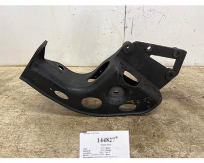 International 3843482C4 Right Frame Horn for a International LT625