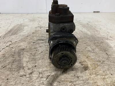 Bosch A4700900050 Fuel Injection Pump for a Freightliner CASCADIA