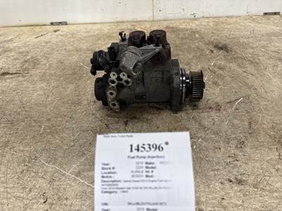 Bosch A4700900850 Fuel Injection Pump for a Western Star TR 5700 XE