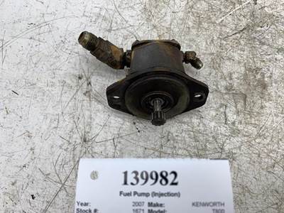 Caterpillar 266-2522 Fuel Injection Pump for a Kenworth T800
