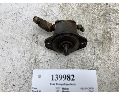Caterpillar 266-2522 Fuel Injection Pump for a Kenworth T800