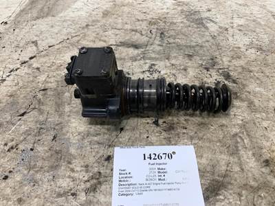 Bosch 0414755007 Fuel Injector for a Mack CV713 GRANITE