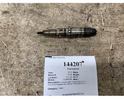 Cummins 5254261 Fuel Injector for a Freightliner M2 106