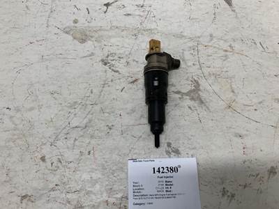 Mack 22378580 Fuel Injector for a Mack GU713