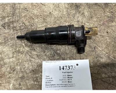 Mack 22378580 Fuel Injector for a Mack CXU613