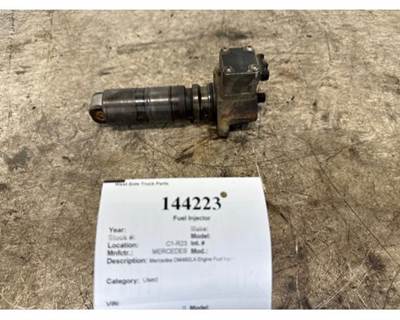 Mercedes-Benz A028074882 Fuel Injector