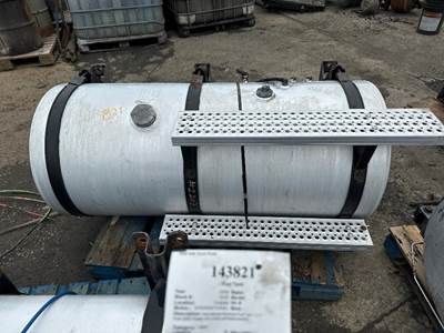 International 3609601C91 Fuel Tank for a International Prostar